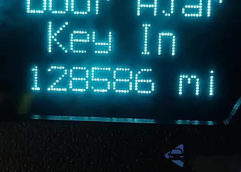 2005 Chrysler 300C из США, поврежденный, VIN 2C3JA63H75H577220